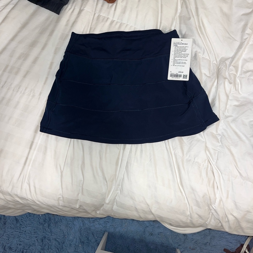 NEW WITH TAGS Lululemon Dark Blue Pace Rival Skirt